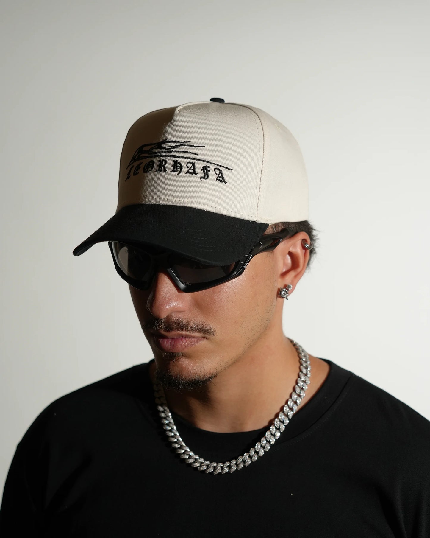 VICTORY LAP CAP