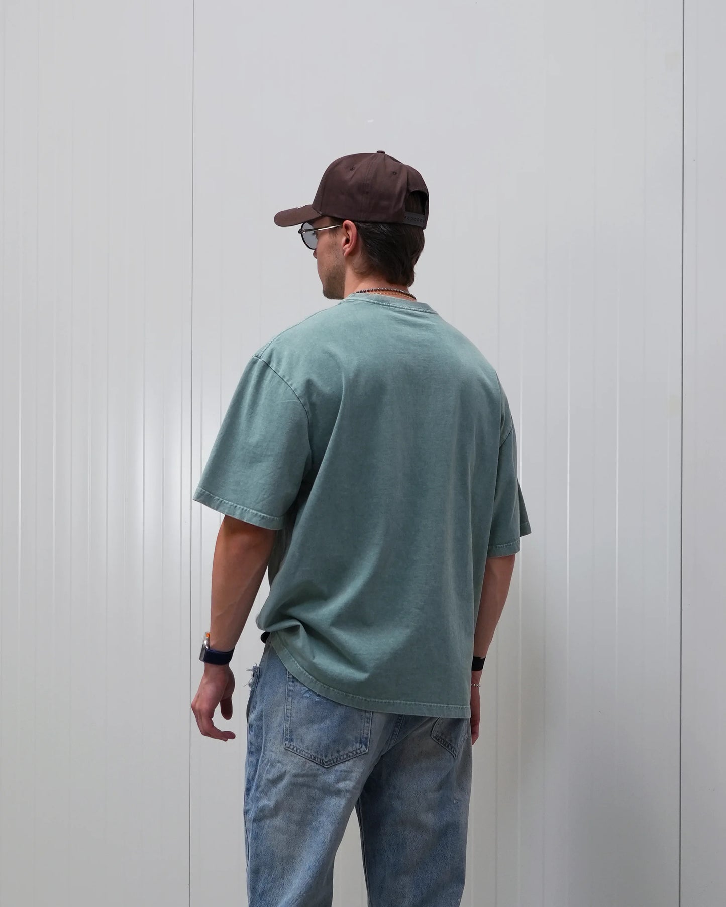 INITIAL CHOCOLATE CAP