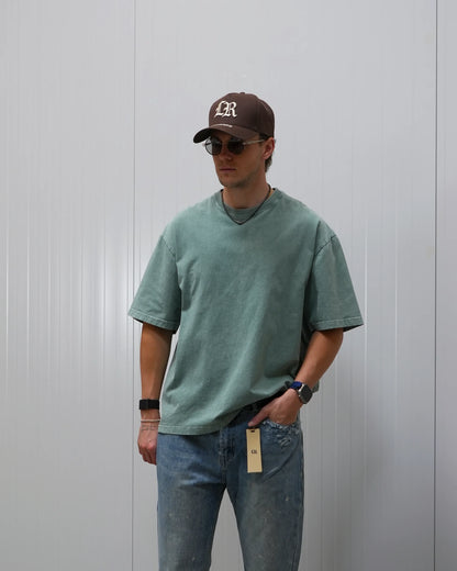 INITIAL CHOCOLATE CAP