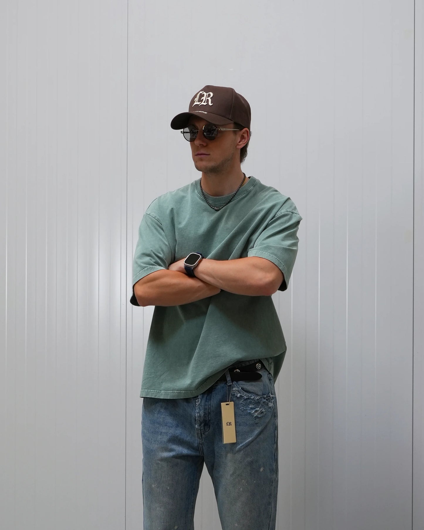 INITIAL CHOCOLATE CAP